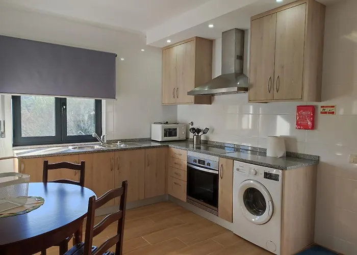 Casa Corredoura بيت للعطل بونتي دي ليما