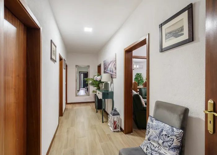 Casa Corredoura بونتي دي ليما